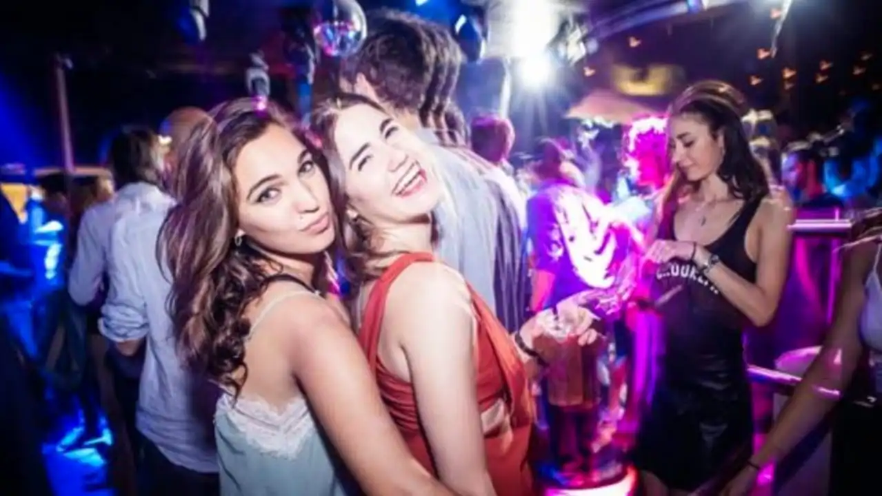 The Ultimate Guide to Nightlife in Milan: How to Party Like a Local