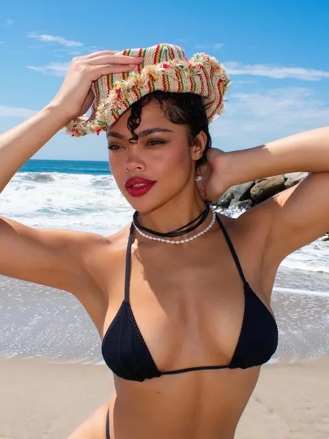 Aaliyah escort in Dubai