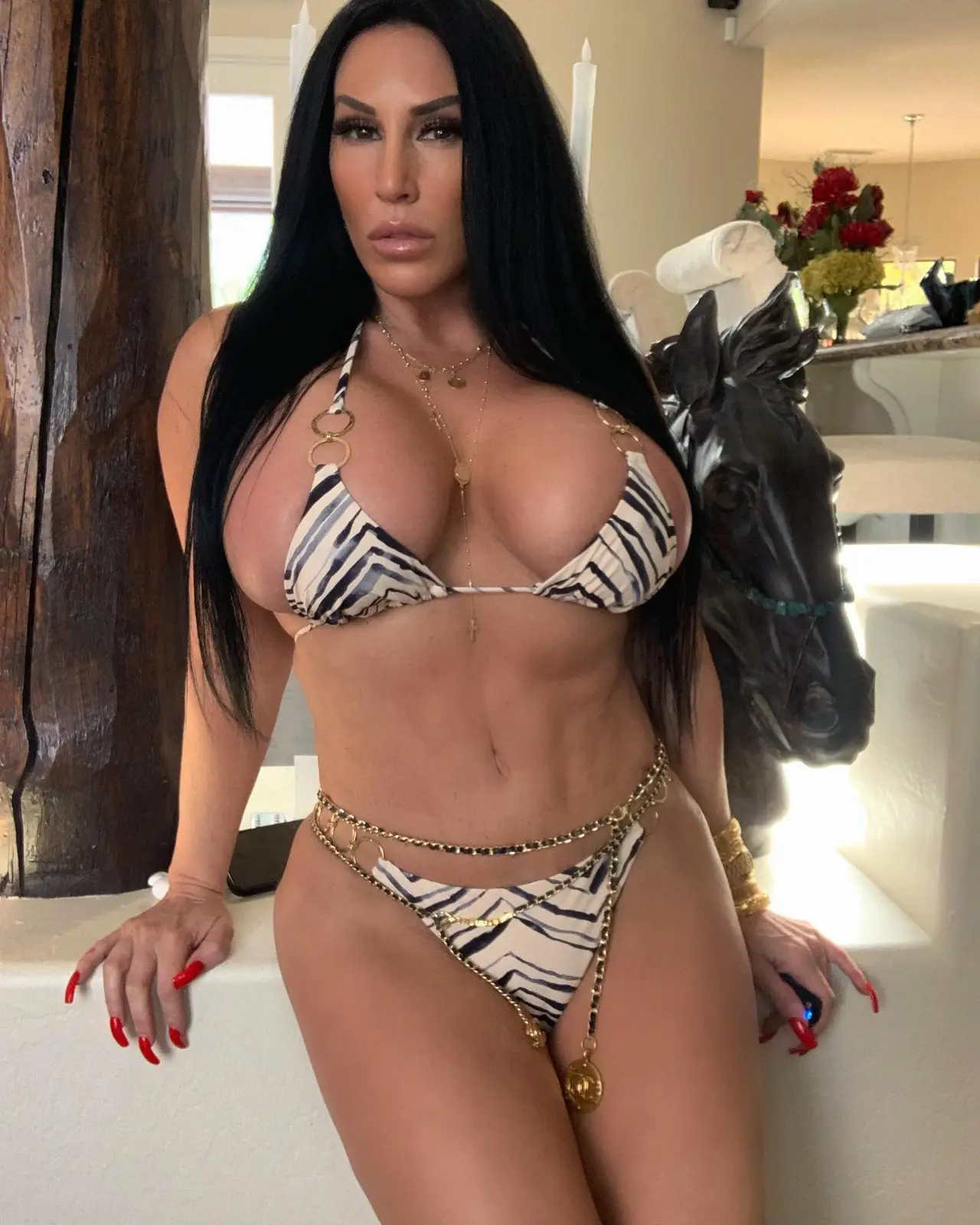 Alanna escort in Dubai