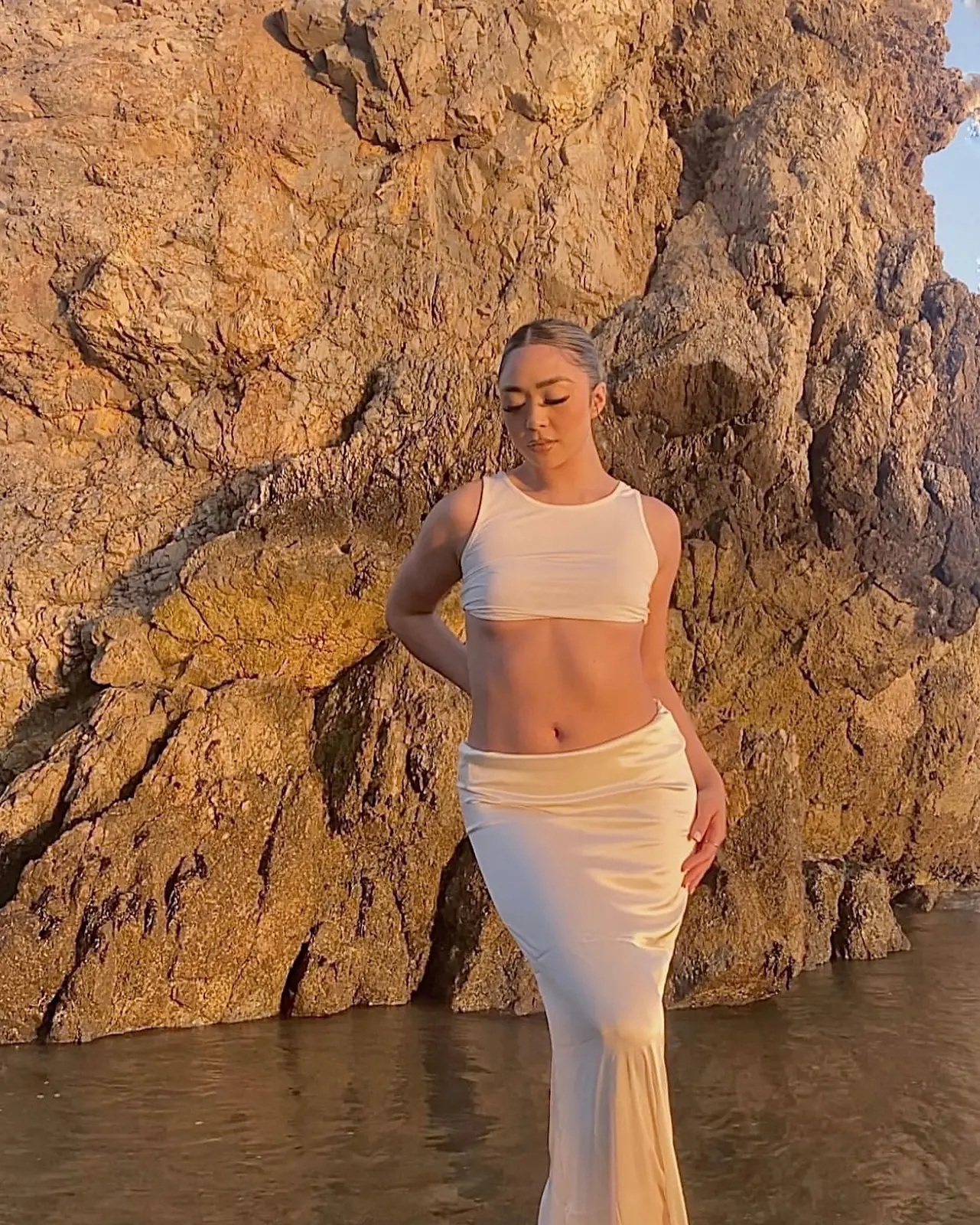 ALEX escort in Dubai