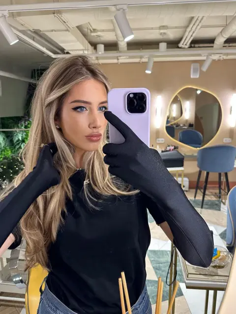 Anisa escort in Paris