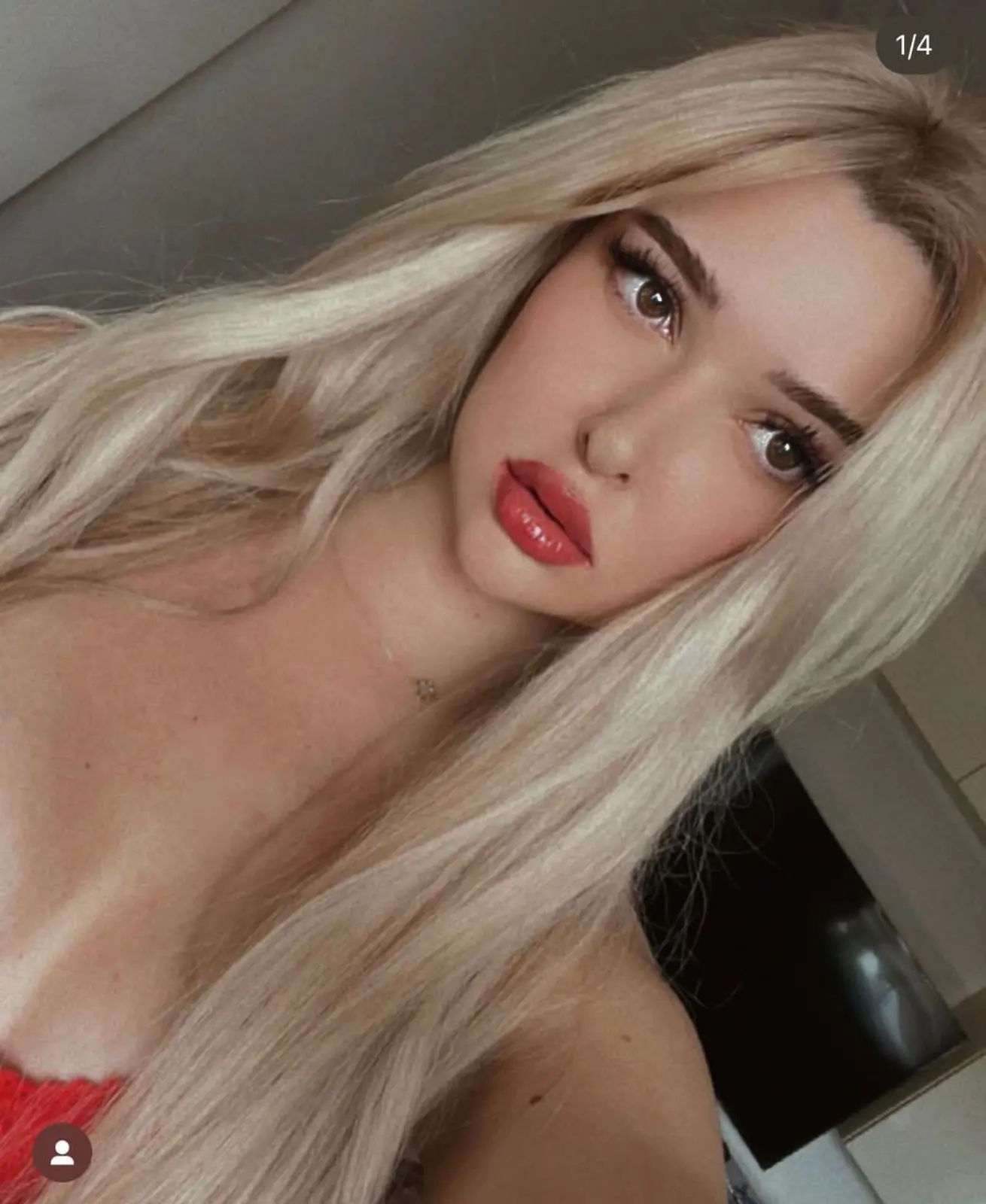 ANTONIA escort in Dubai