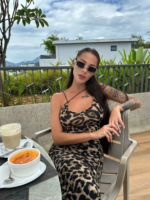 Anya escort in Paris