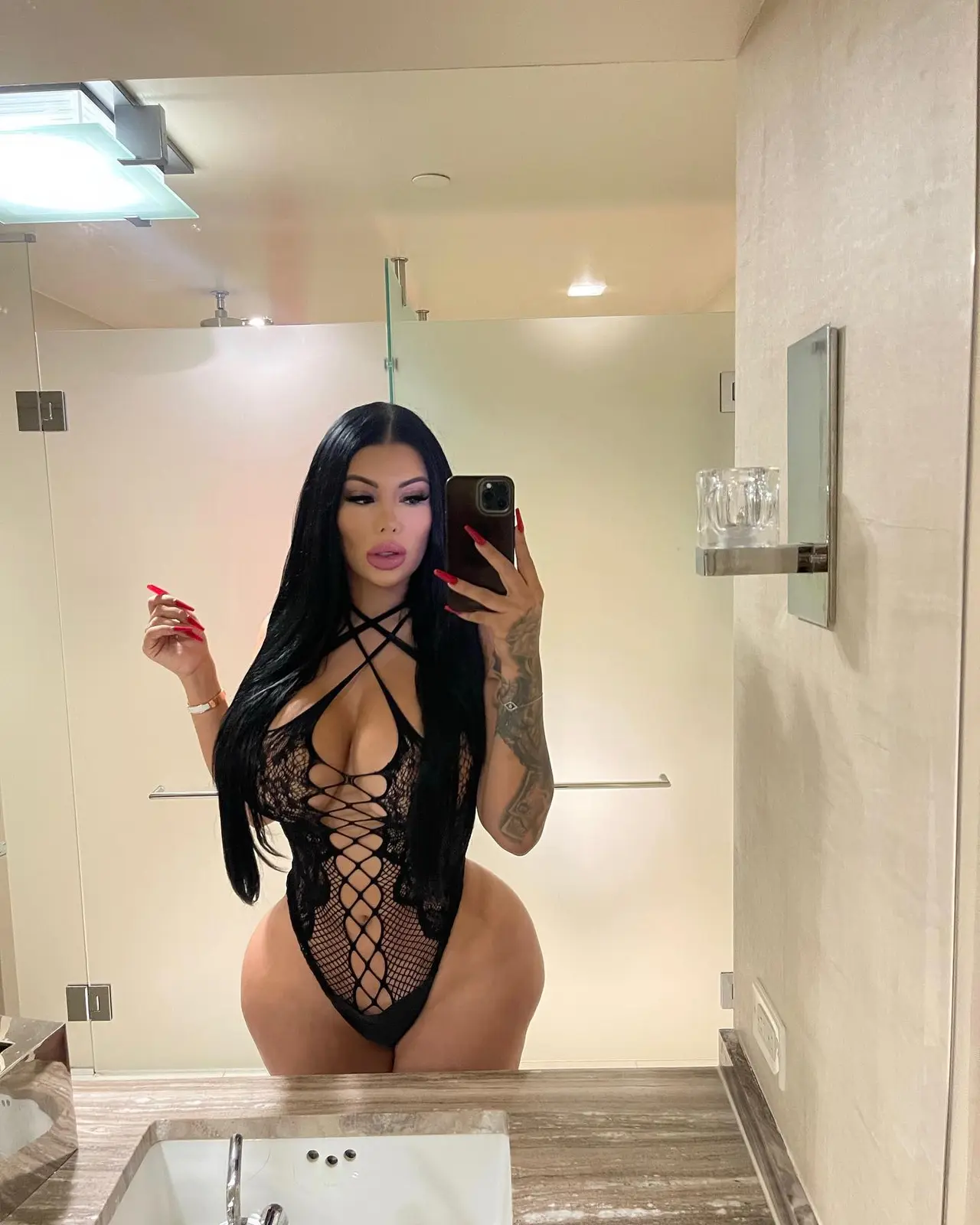 Ciara escort in Dubai