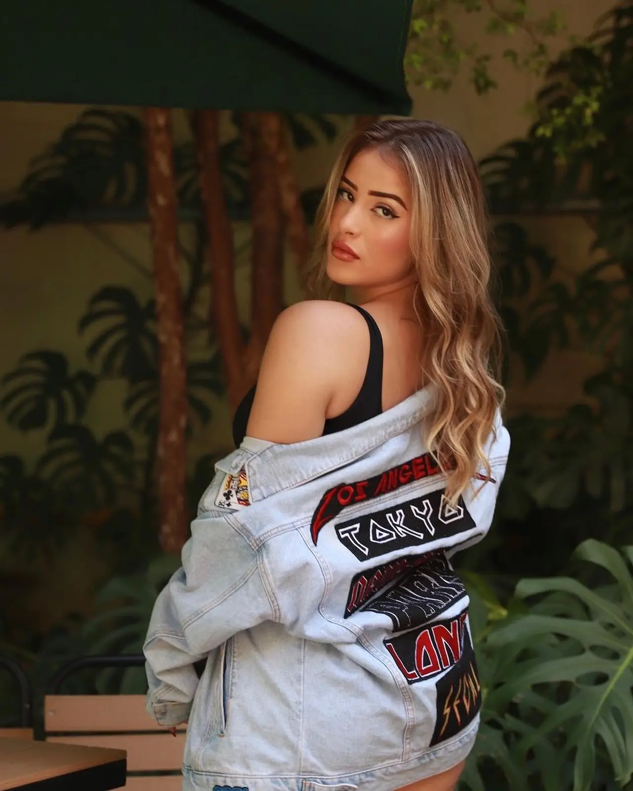 Элизабет эскорт в городе Дубай