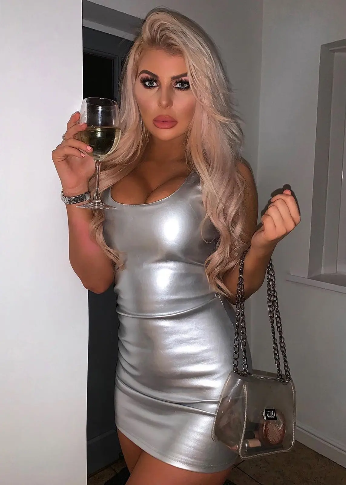 Elle escort in Dubai