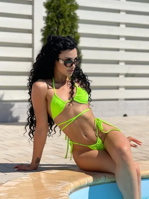 Estelina escort in Paris