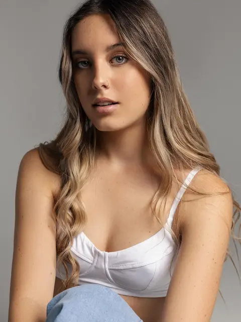 EVIE escort in Dubai