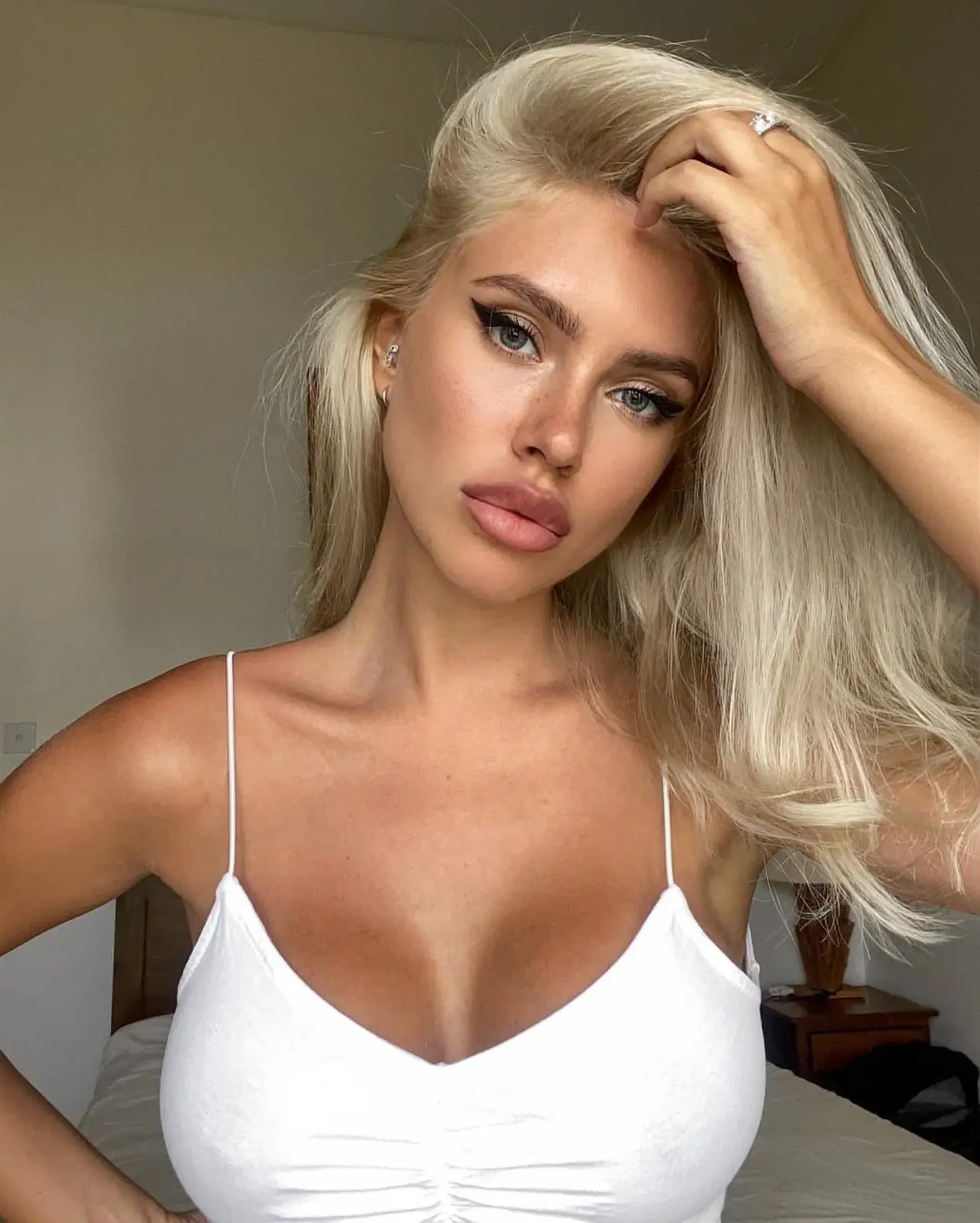 Fioda escort in London
