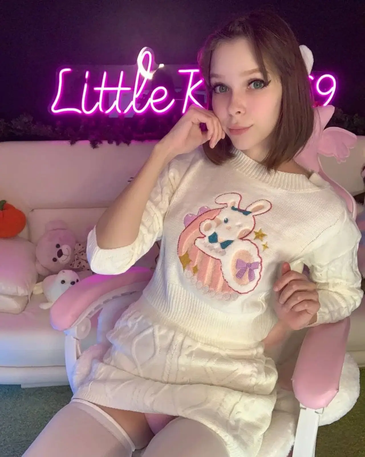 Frances escort in Dubai