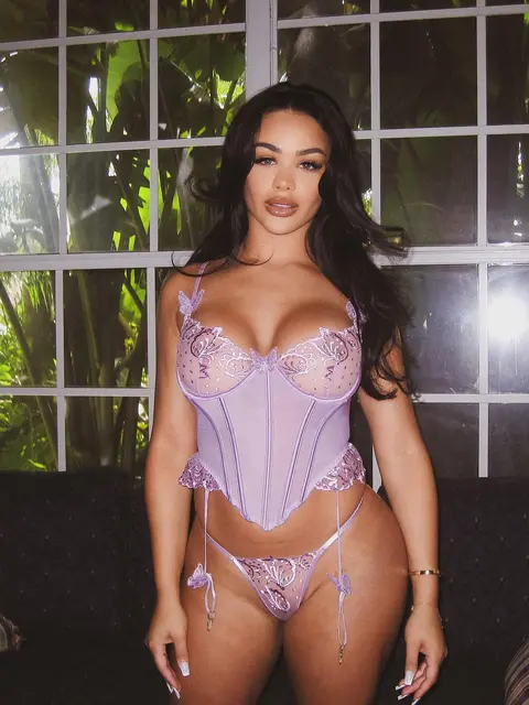 Gabrielle escort in Dubai