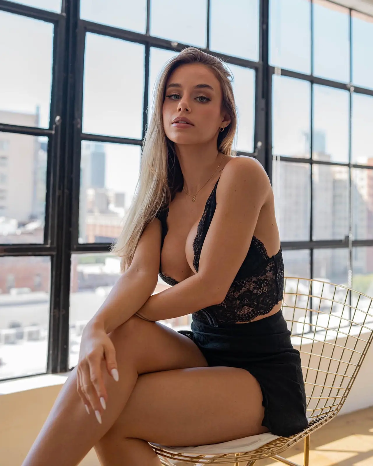 HAILEY escort in Dubai