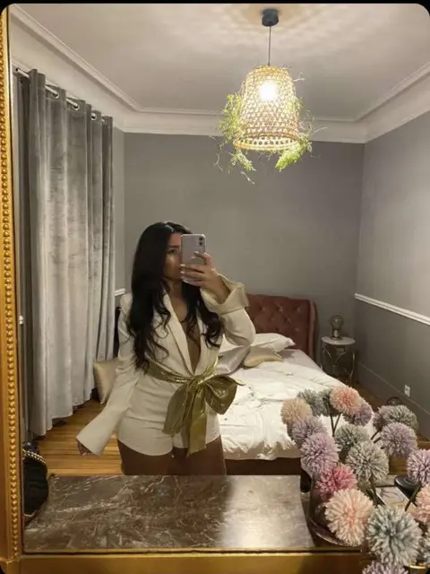 JADEY escort in Dubai