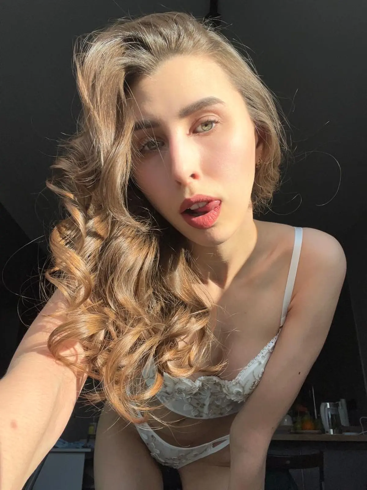 Karina escort in Dubai