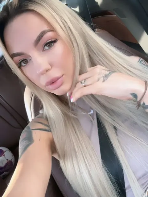 KARINA escort in Dubai