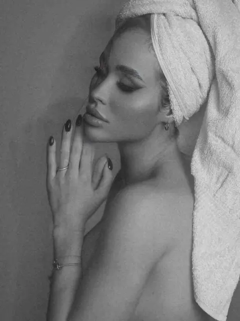 Lana  escort in Paris