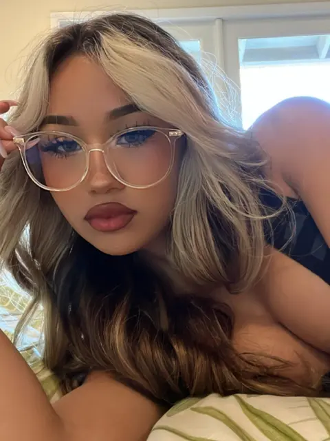 Lina escort in Dubai