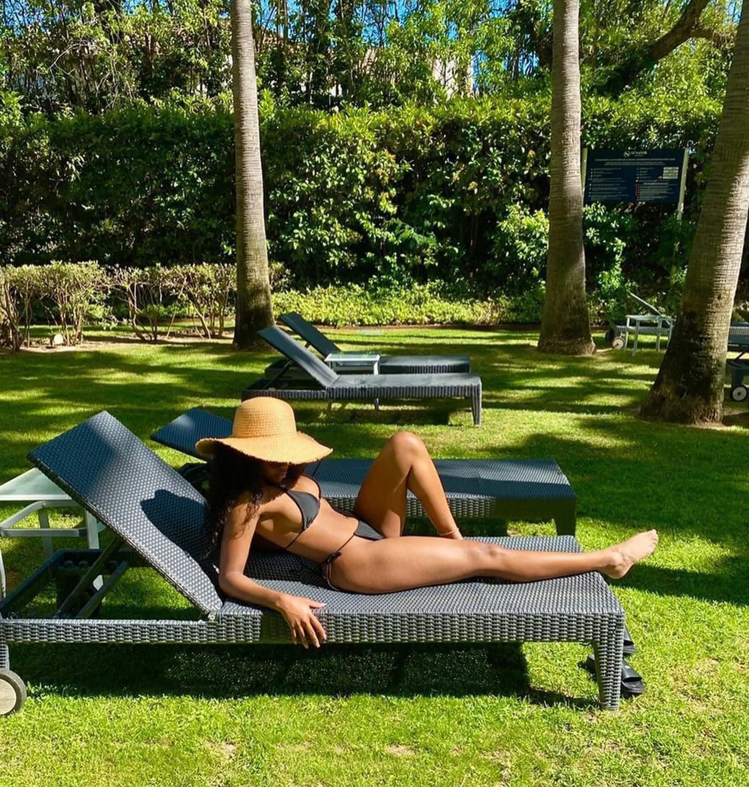 LUCY escort in Dubai