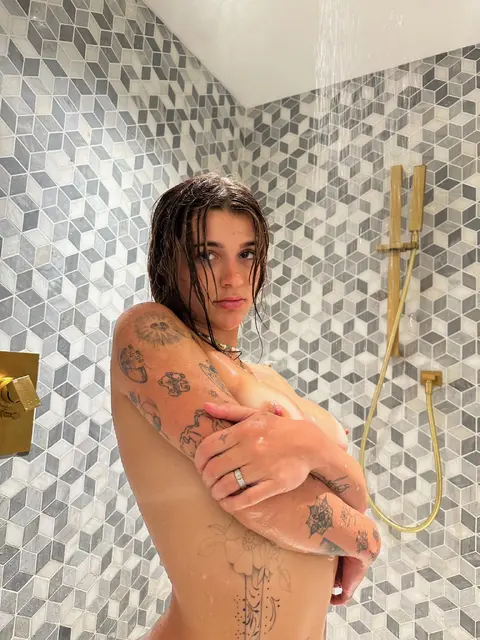 Marianne escort in Dubai