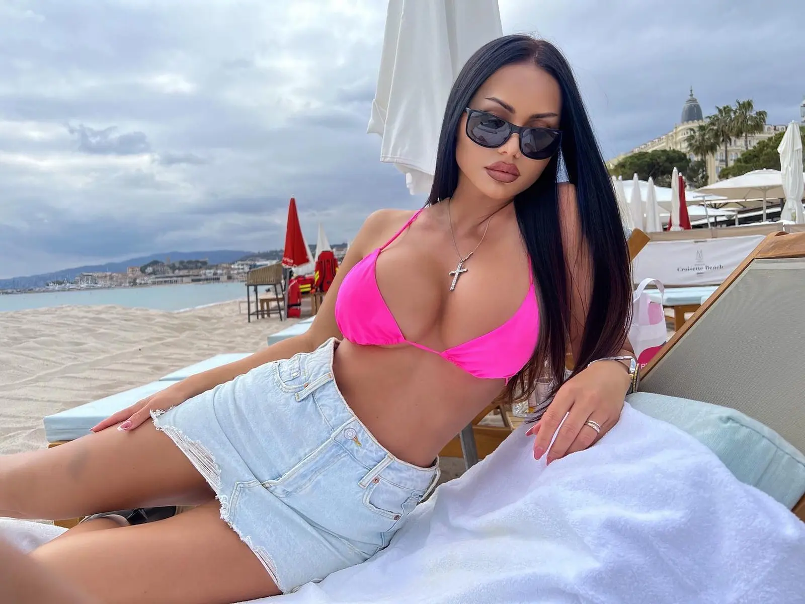 Marya escort in Dubai