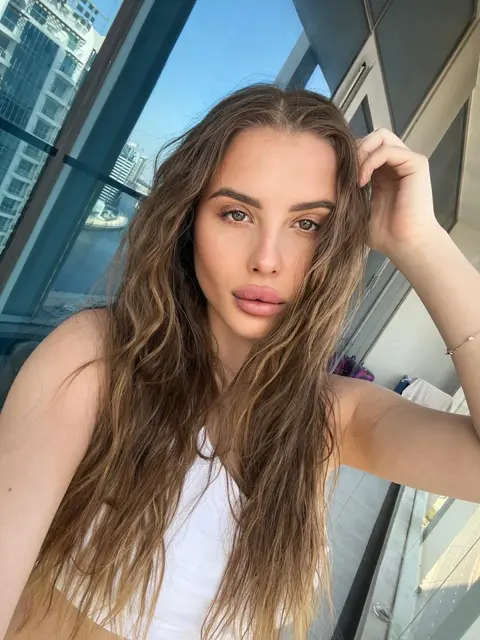 Miroslava escort in Dubai