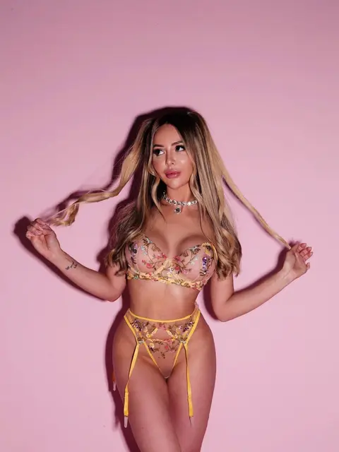 Oleksa escort in Moscow