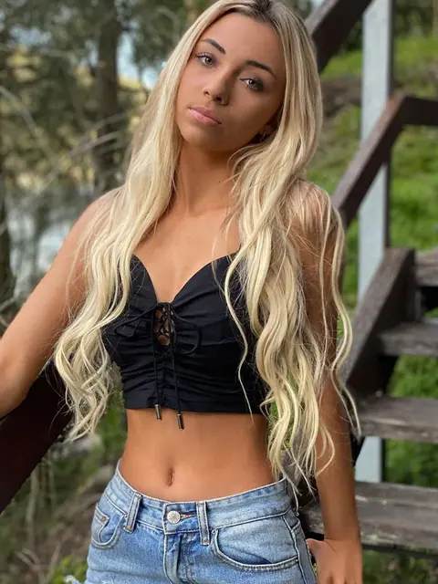 Petra escort in Dubai