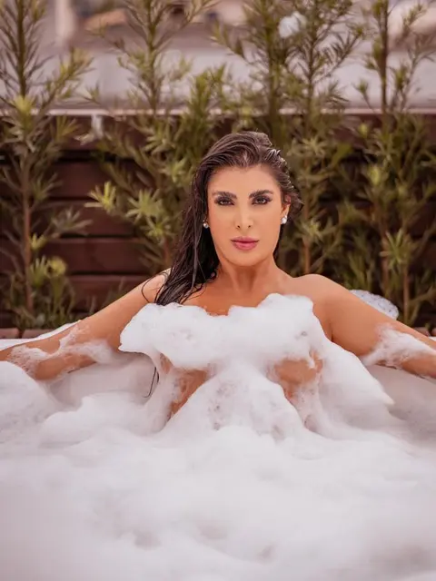 SAFIRA escort in Dubai