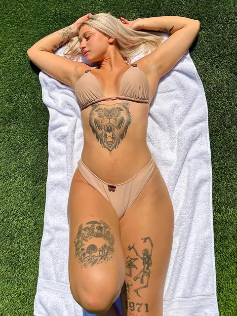 Sandra escort in London