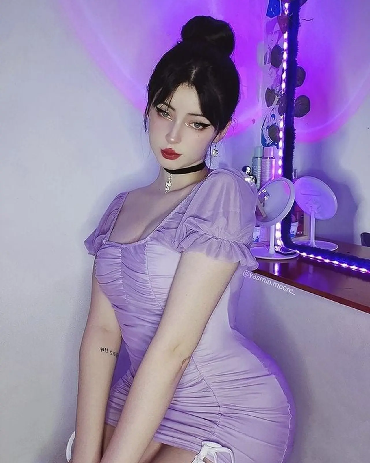 Starlette escort in Dubai