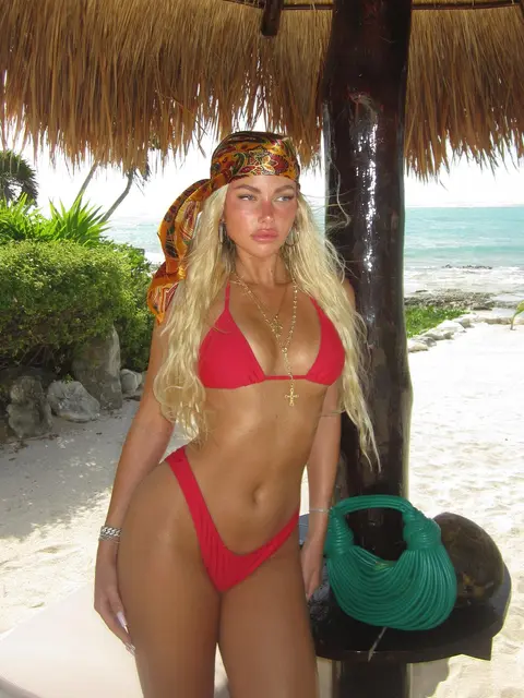 Stella escort in Dubai