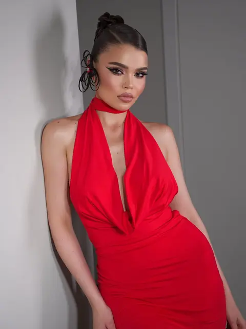 Vikсoria escort in Astana