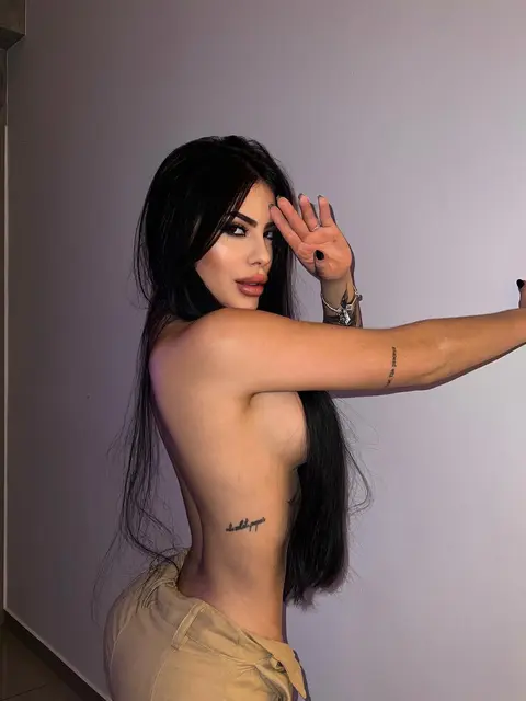 Winnie escort in Dubai